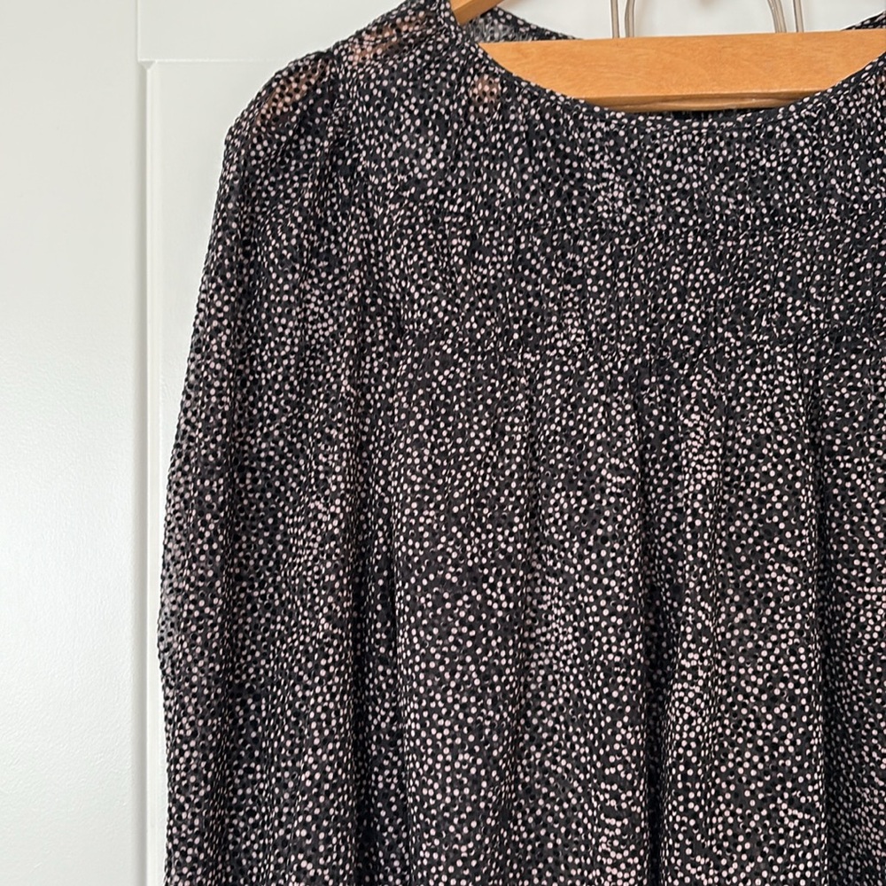 Dynamite Blouse - Picture 2 of 7